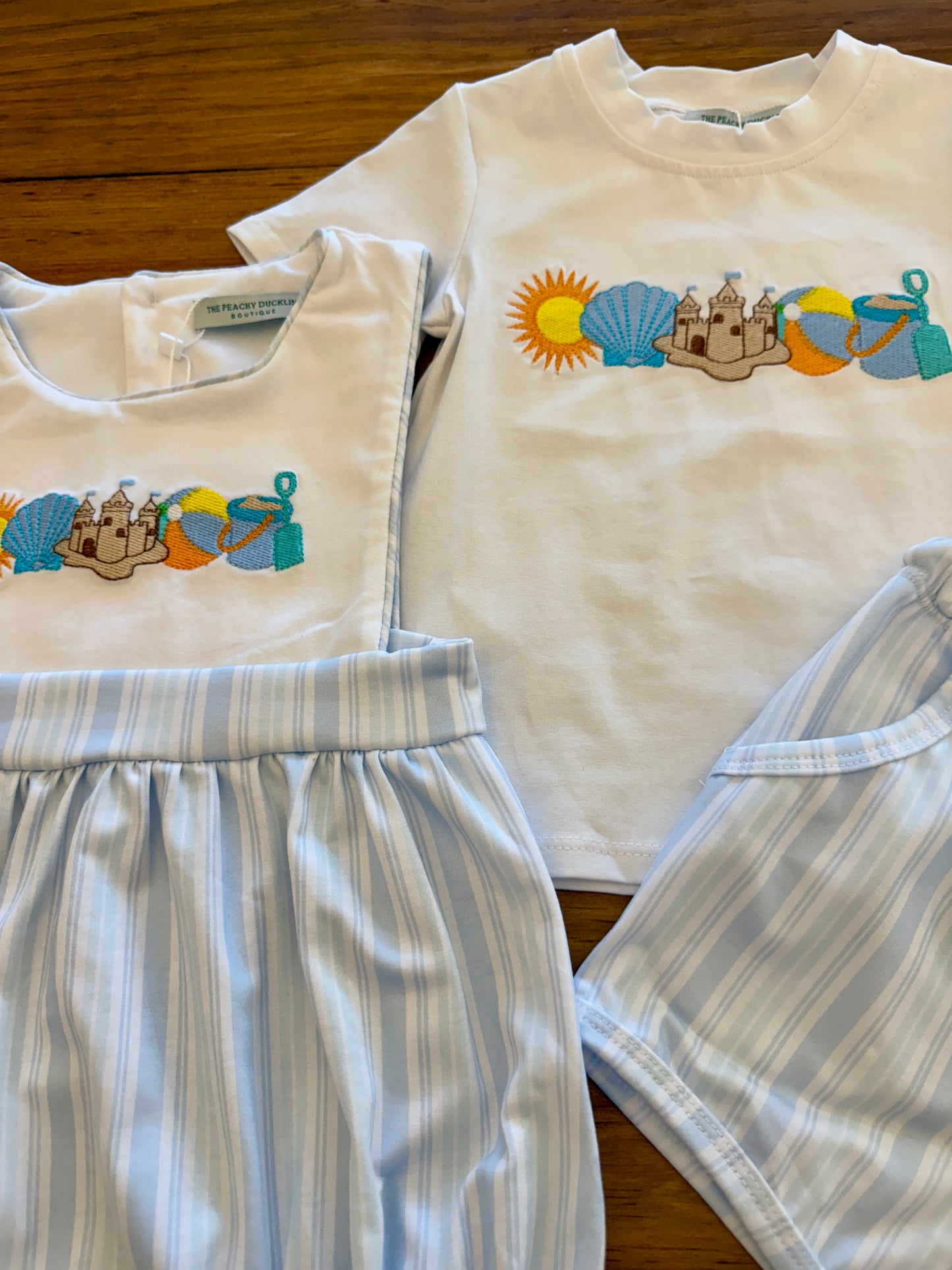 PO9 Embroidered Beach Vibes Bubble