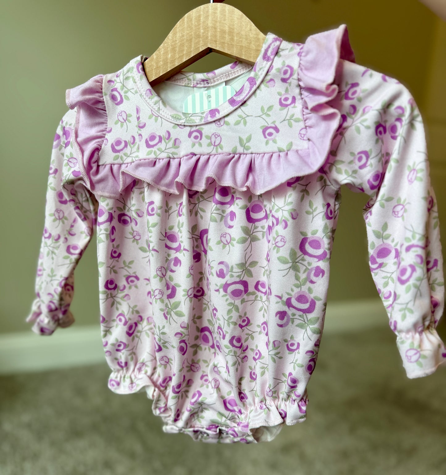 Ruffled & Floral Purple Bubble