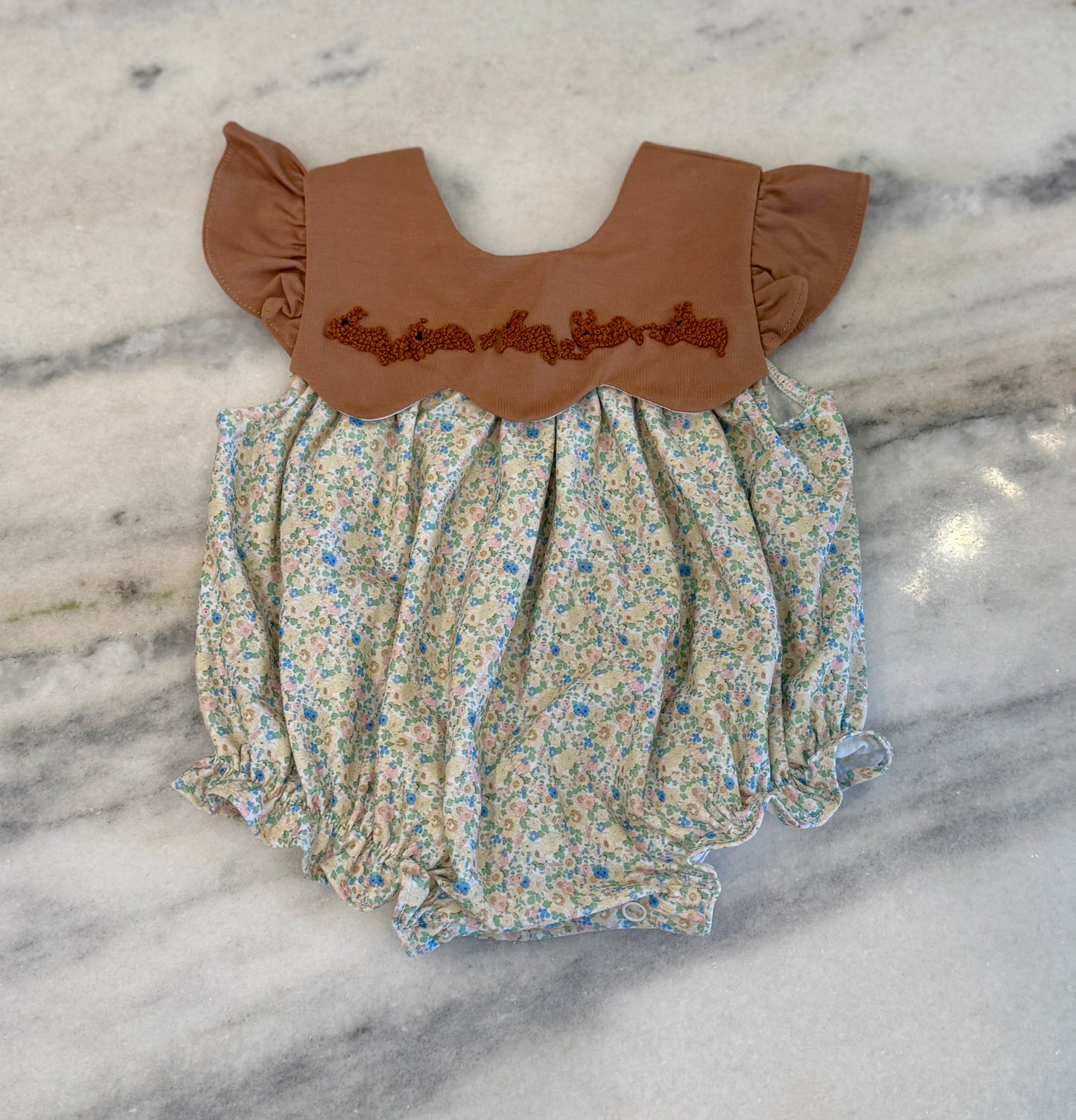 French Knot Hop Little Bunny Bubble